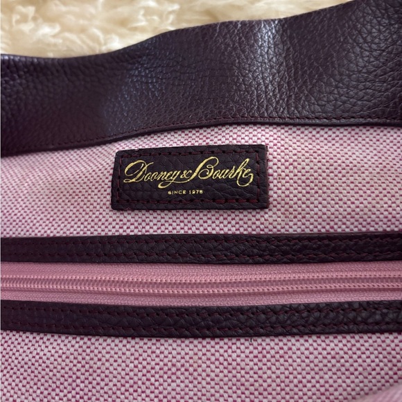 Dooney & Bourke Burgundy Pebble Leather Logo Lock Large Hobo Bag with COA - Picture 8 of 10